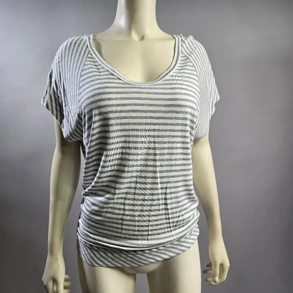 Gap medium top R11 - Picture 1 of 4